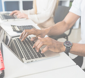 Élaboration d’un plan d’action sur ordinateur portable en équipe